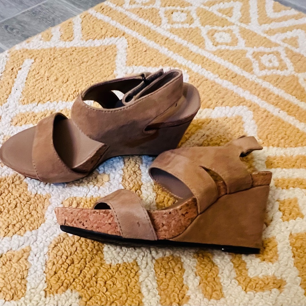 Bettye Muller Tan Wedge Sandals